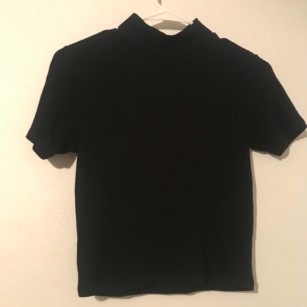 Turtle neck black T-shirt
